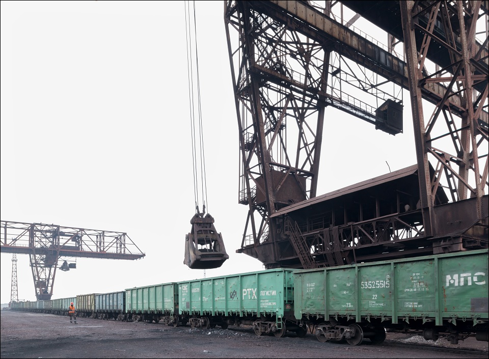 Metinvest Azovstal, iron ore unloading