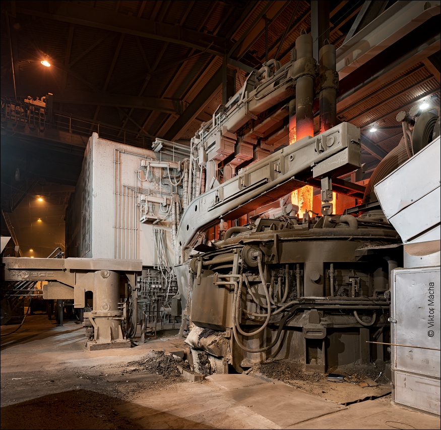 Sandvik, 75 tons electric arc furnace