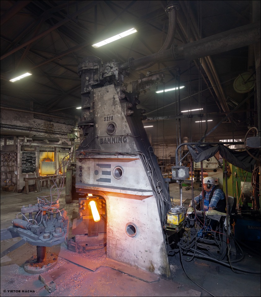 Edestahlwerk Ossenberg, steel forging