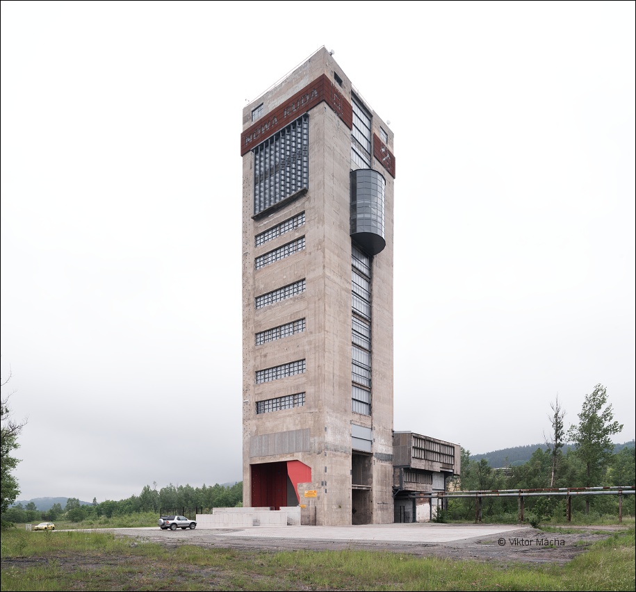 KWK Słupiec, concrete winding tower above pit Nowy I