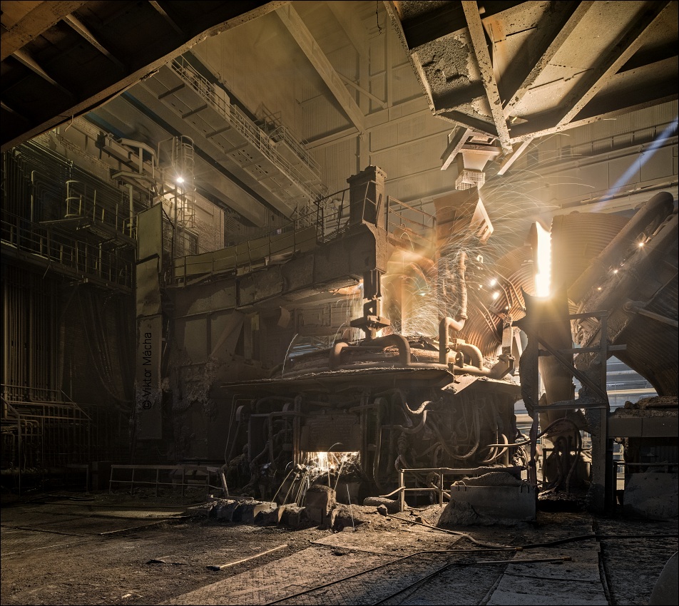 Ural Steel Novotroitsk, 100 tons EAF no.1