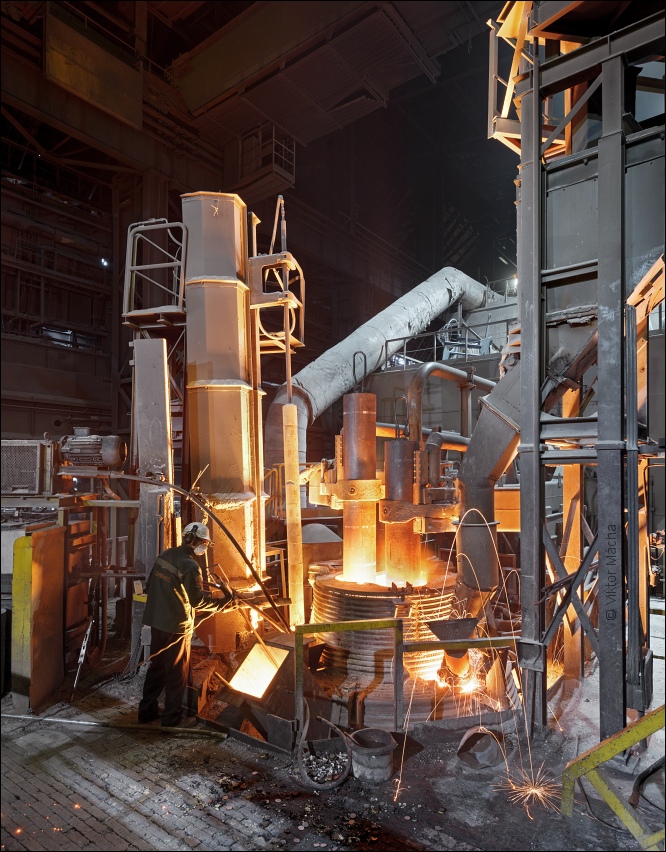 Serov metalurgical plant, ladle furnace